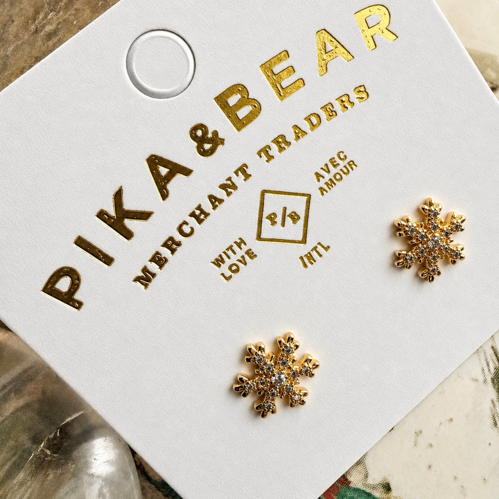 Beira snowflake stud earrings in gold